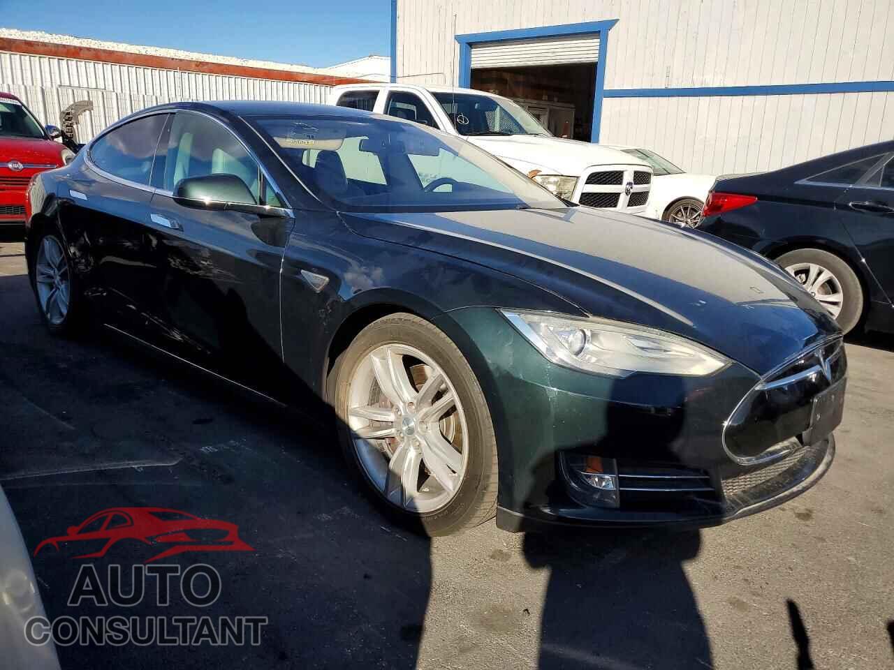 TESLA MODEL S 2012 - 5YJSA1DN7CFP02940
