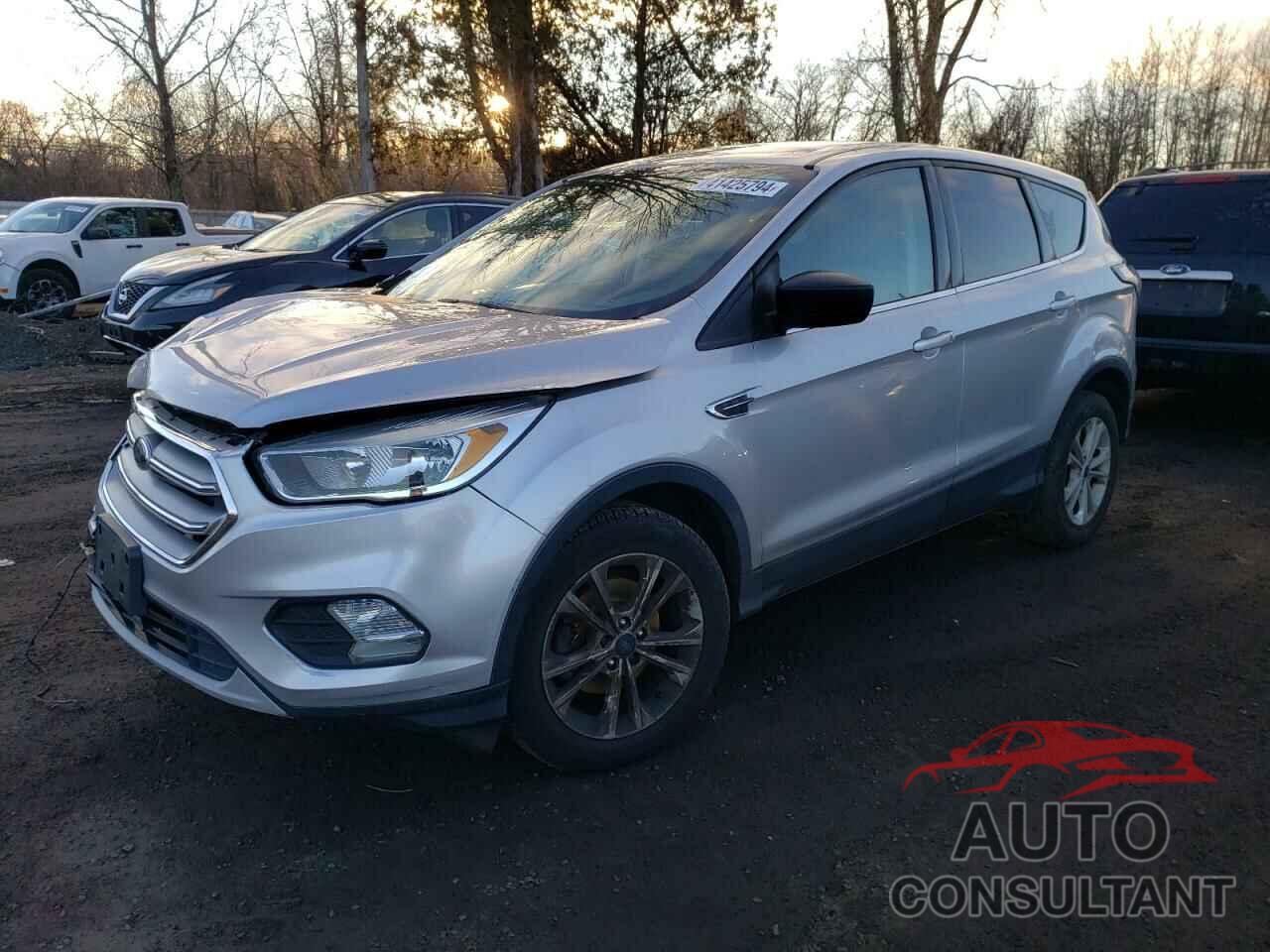 FORD ESCAPE 2017 - 1FMCU0GD6HUA40593