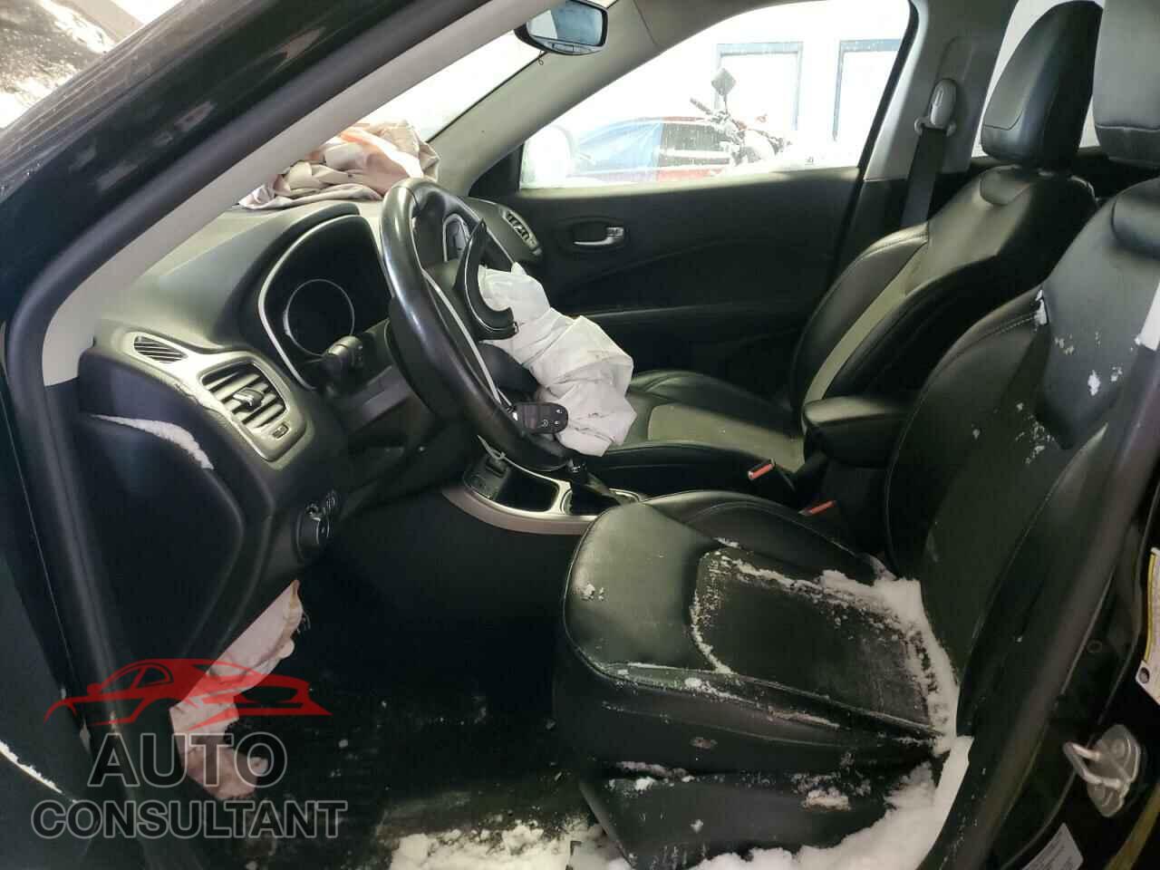 JEEP COMPASS 2017 - 3C4NJCBB4HT643033