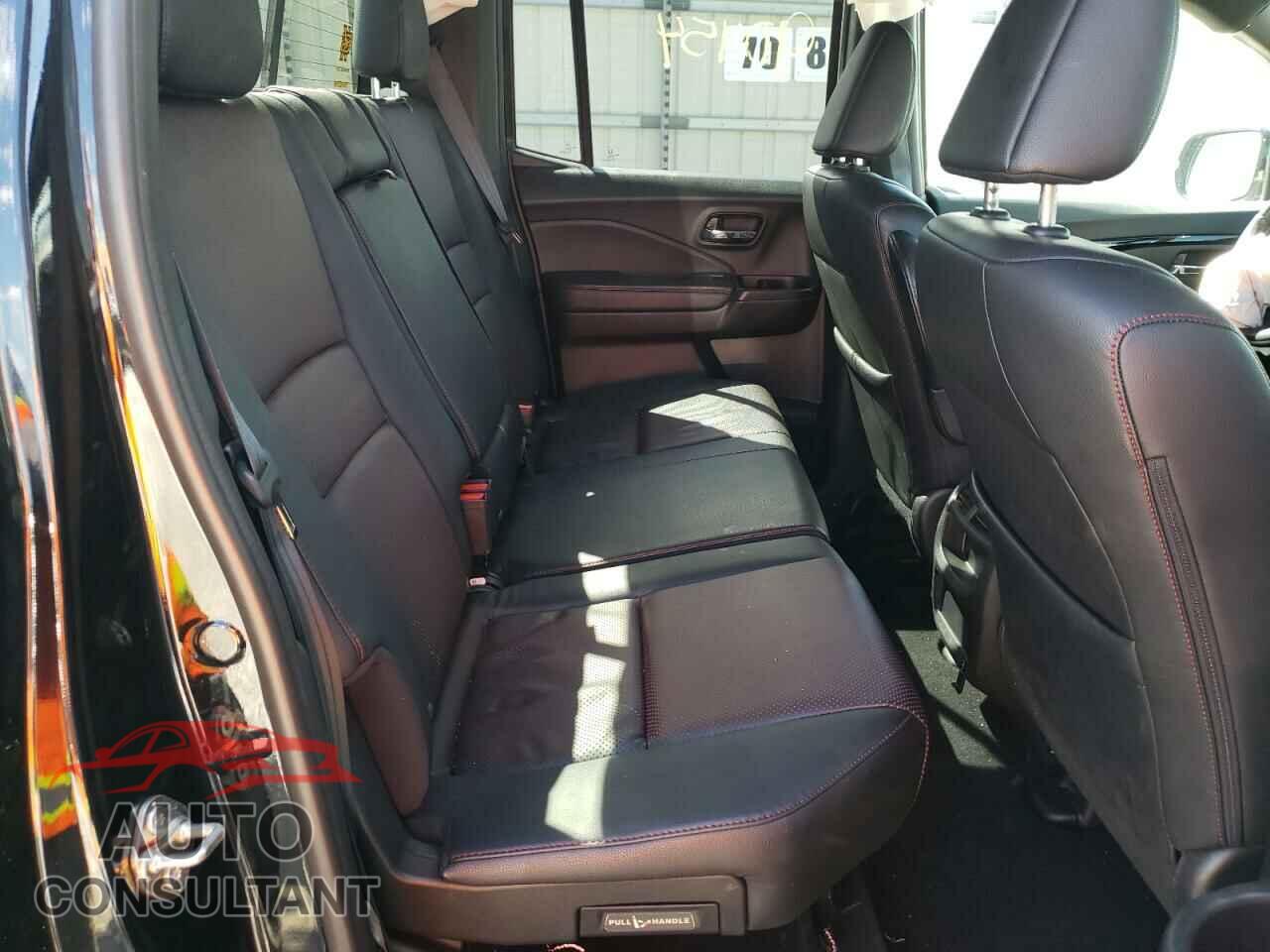 HONDA RIDGELINE 2017 - 5FPYK3F88HB039421