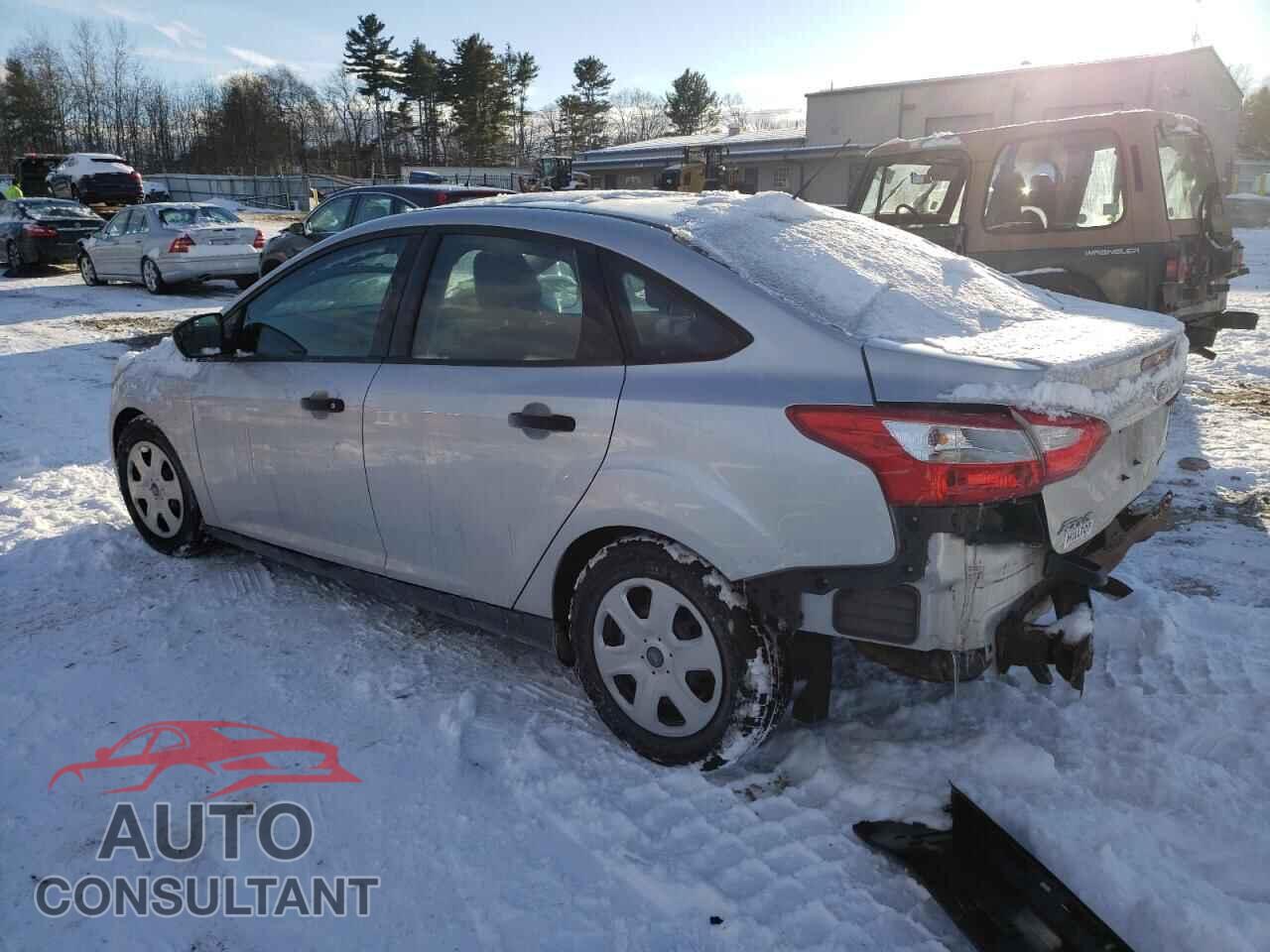 FORD FOCUS 2014 - 1FADP3E28EL178470