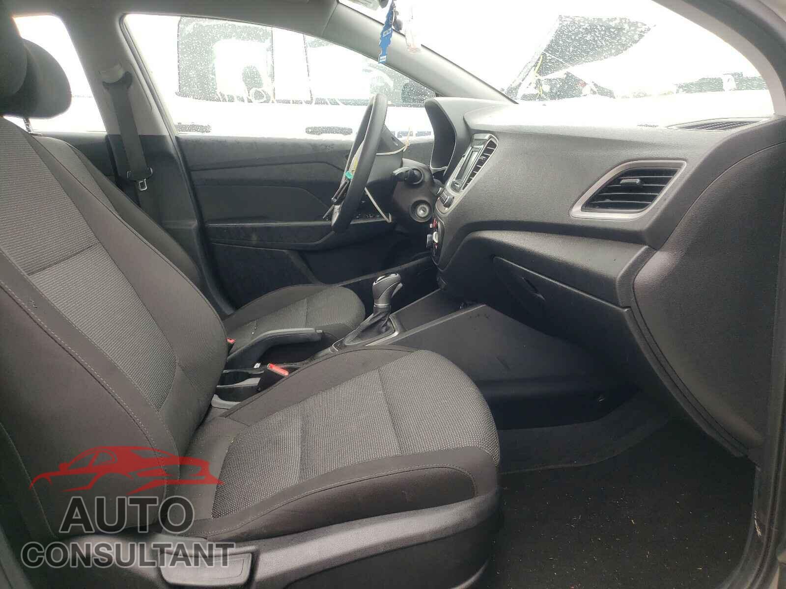 HYUNDAI ACCENT 2019 - 3KPC24A3XKE062037