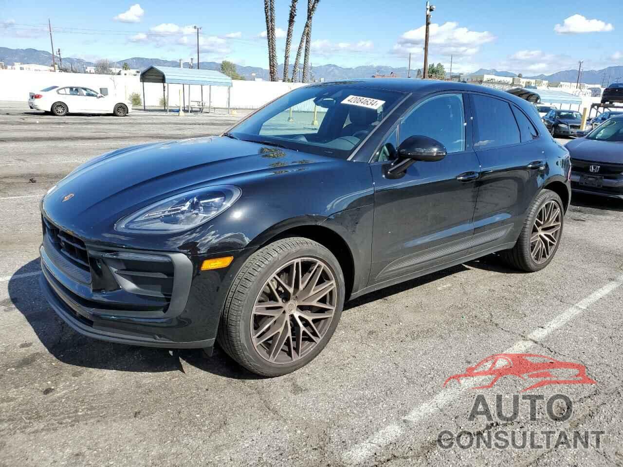 PORSCHE MACAN BASE 2023 - WP1AA2A5XPLB15980