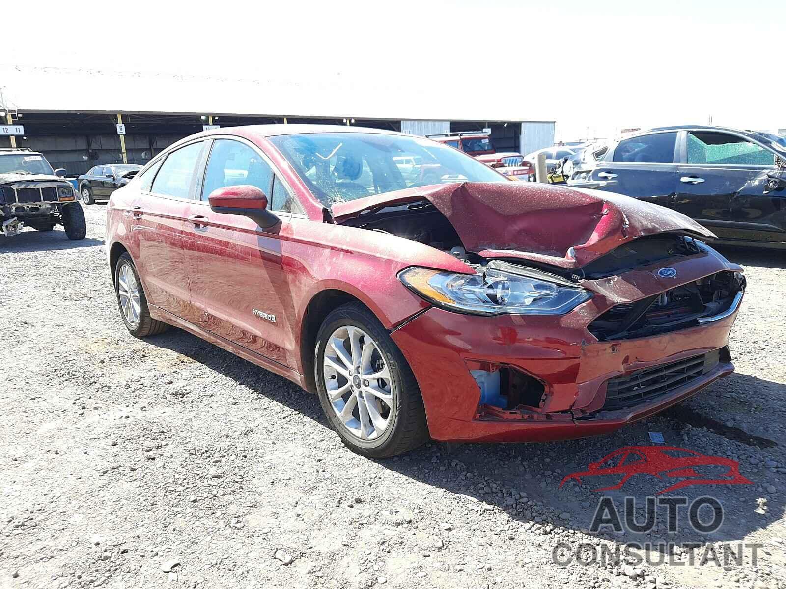 FORD FUSION 2019 - 3FA6P0LU3KR205566