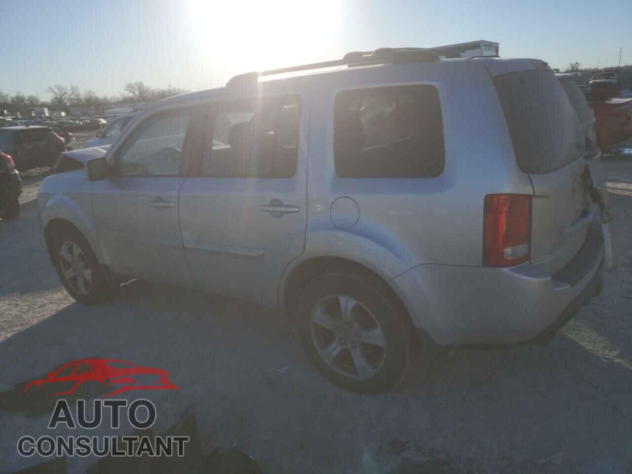 HONDA PILOT 2012 - 5FNYF4H47CB084324