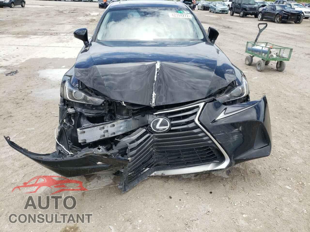 LEXUS IS 2017 - JTHBA1D28H5040945