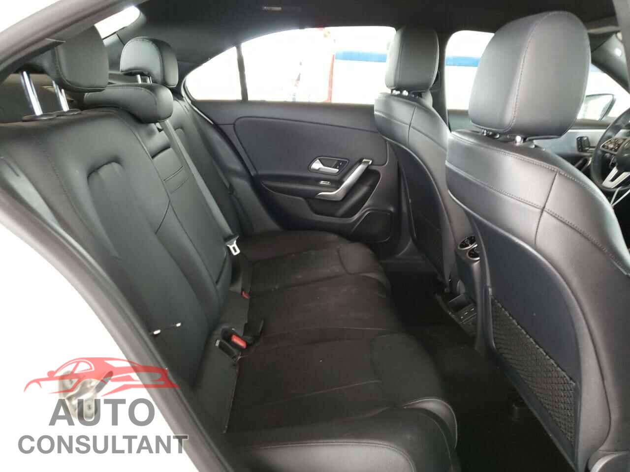 MERCEDES-BENZ A-CLASS 2019 - WDD3G4EB3KW000431