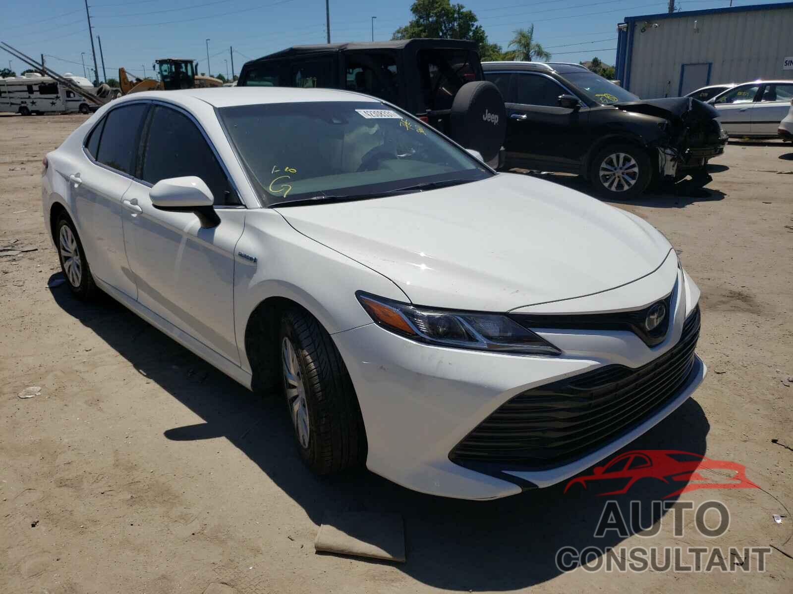 TOYOTA CAMRY 2018 - 4T1B31HKXJU500586