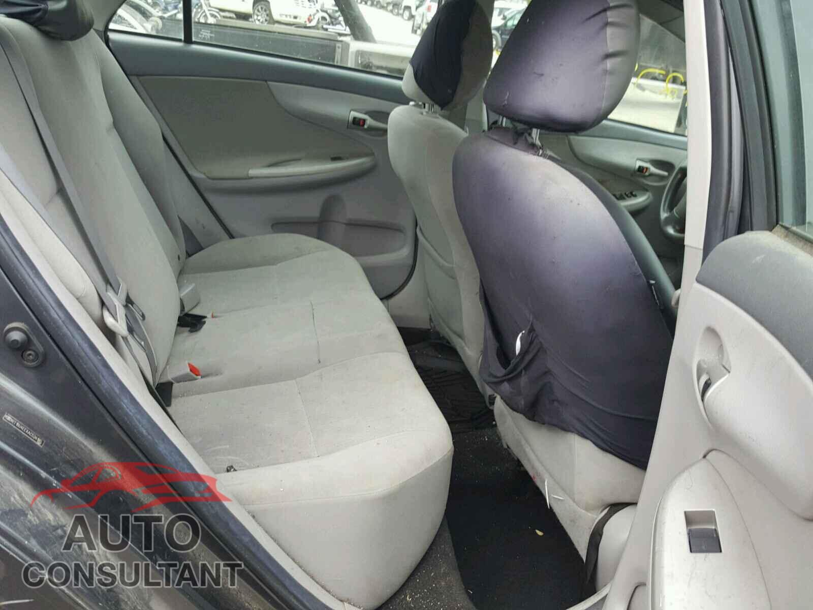 TOYOTA COROLLA 2010 - 2T1BU4EEXAC534185