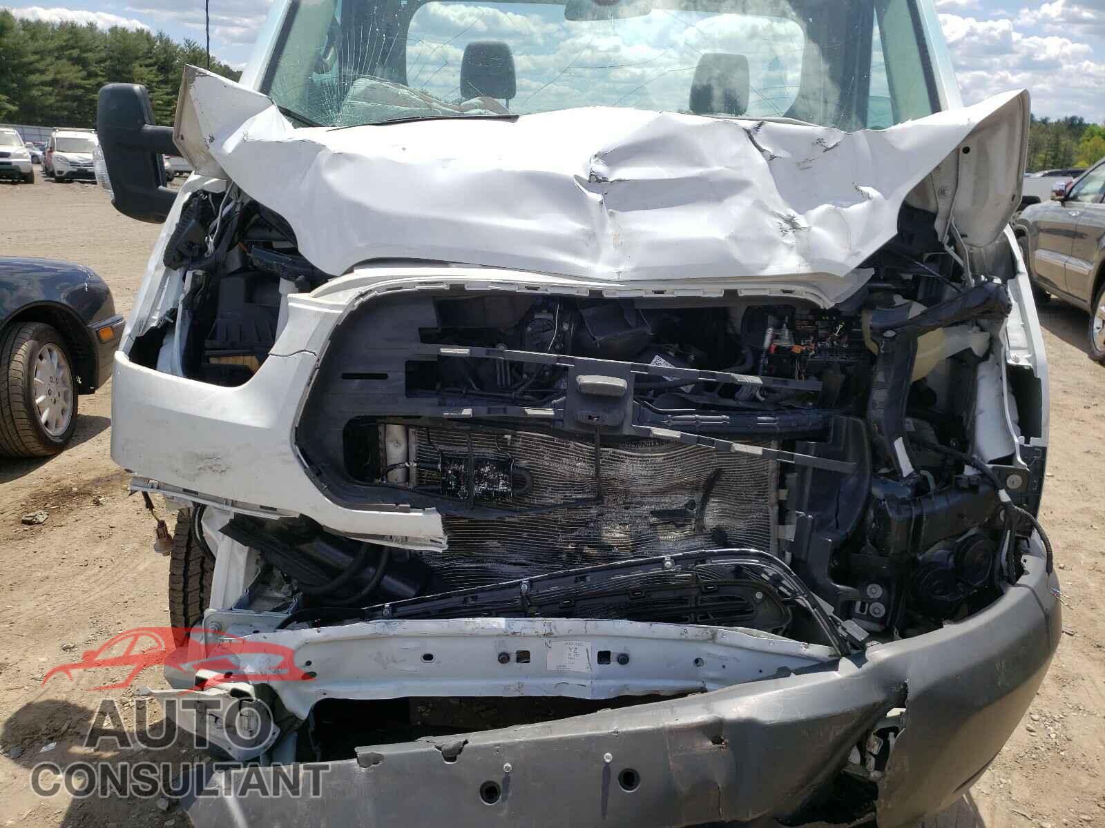 FORD TRANSIT CO 2018 - 1FDBW5PM6JKA02656