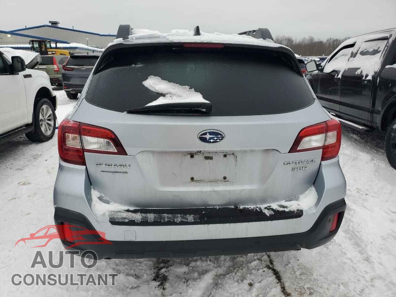 SUBARU OUTBACK 2018 - 4S4BSENCXJ3207798