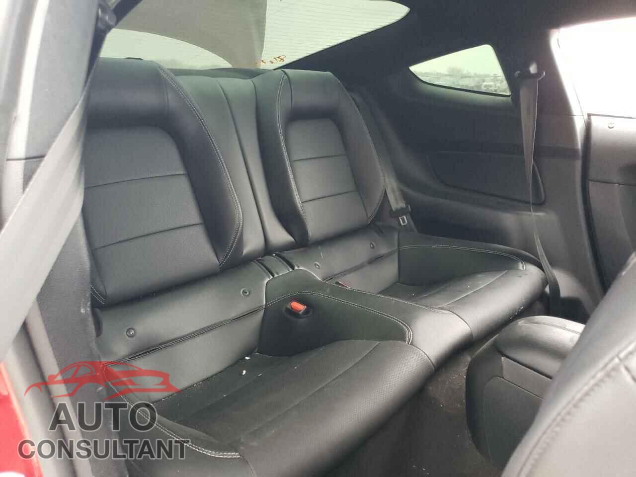 FORD MUSTANG 2021 - 1FA6P8CF7M5110045