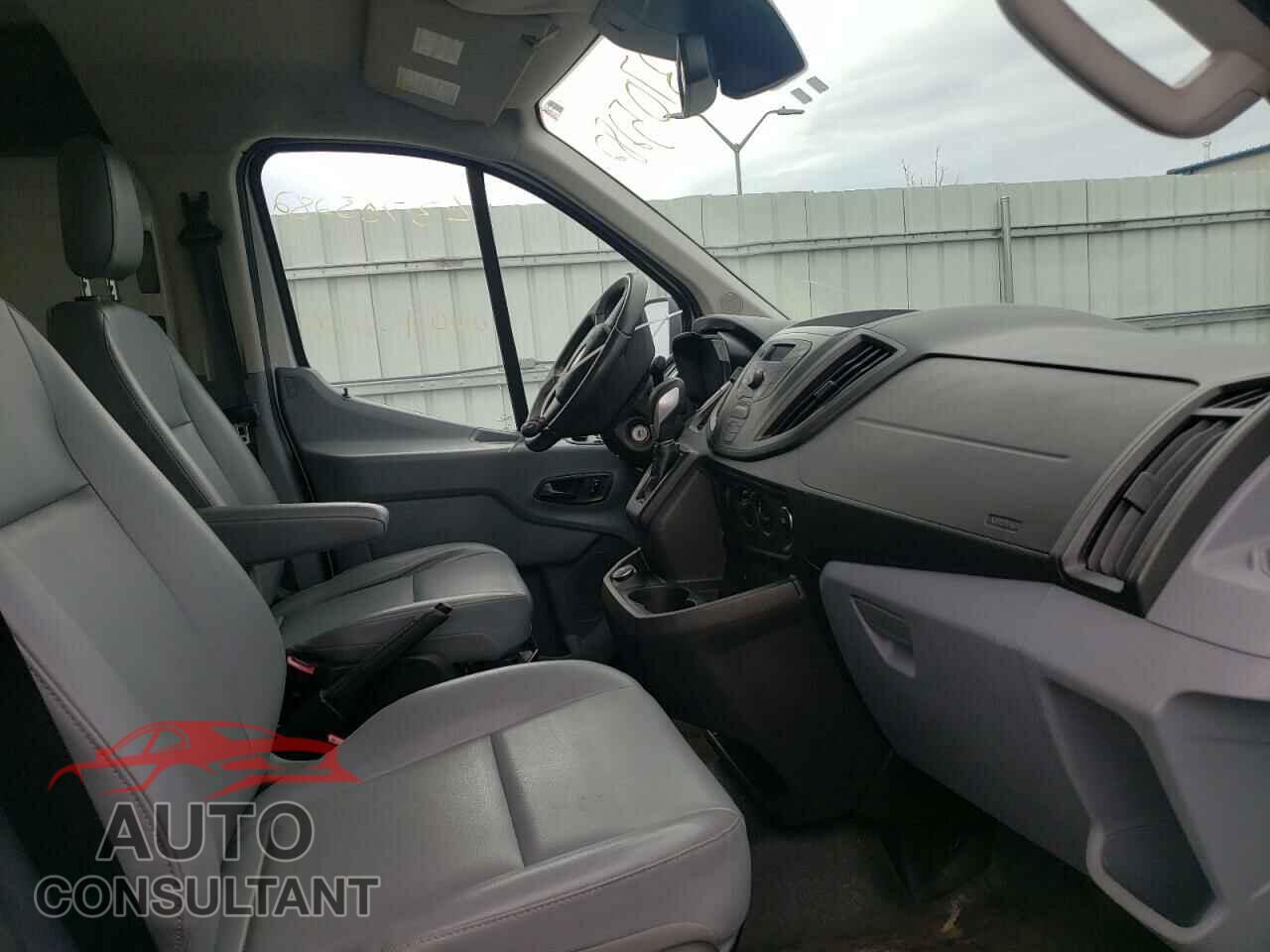 FORD TRANSIT CO 2017 - 1FTYE9ZM2HKB07551
