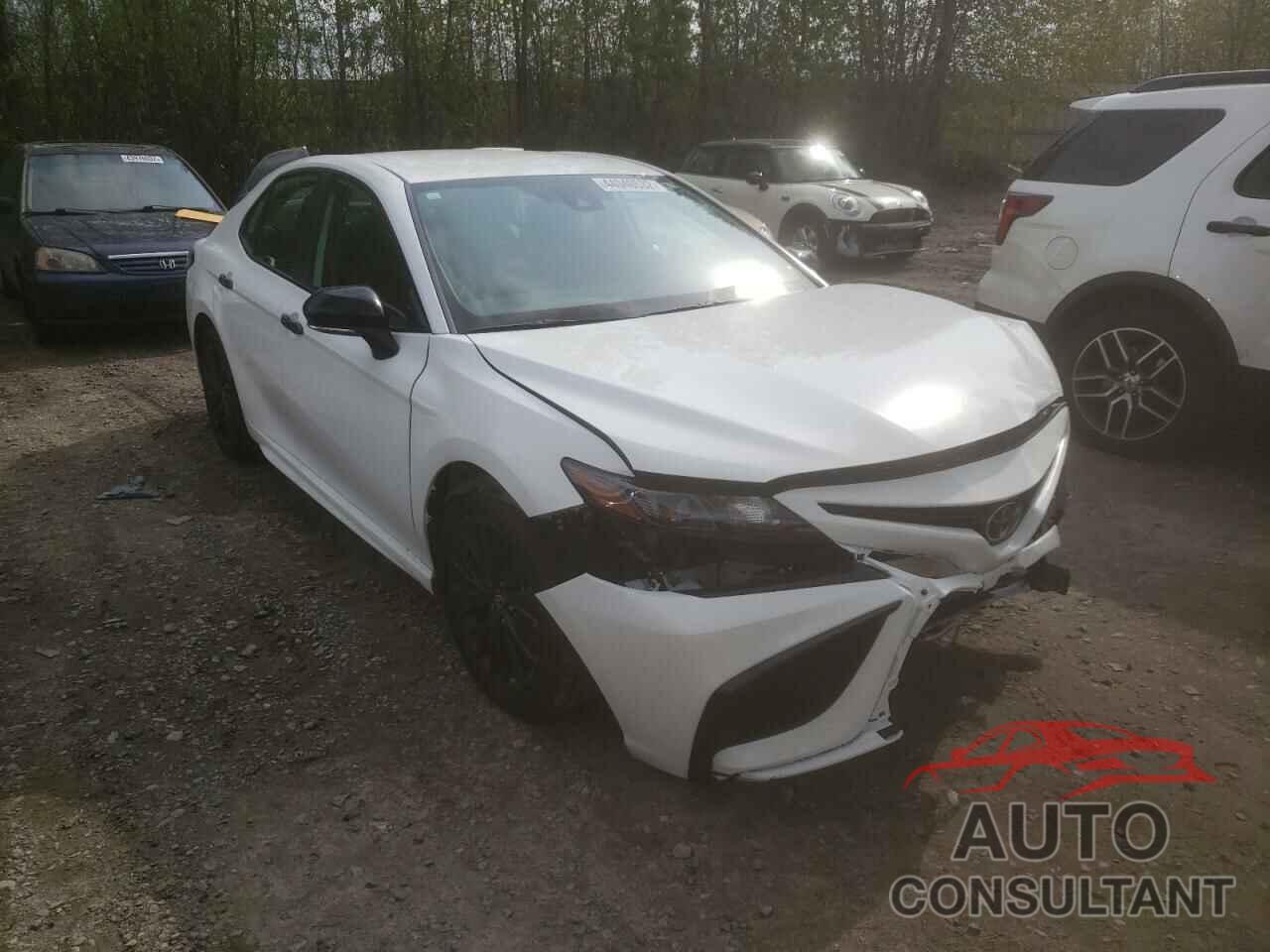 TOYOTA CAMRY 2022 - 4T1G11BK0NU055916