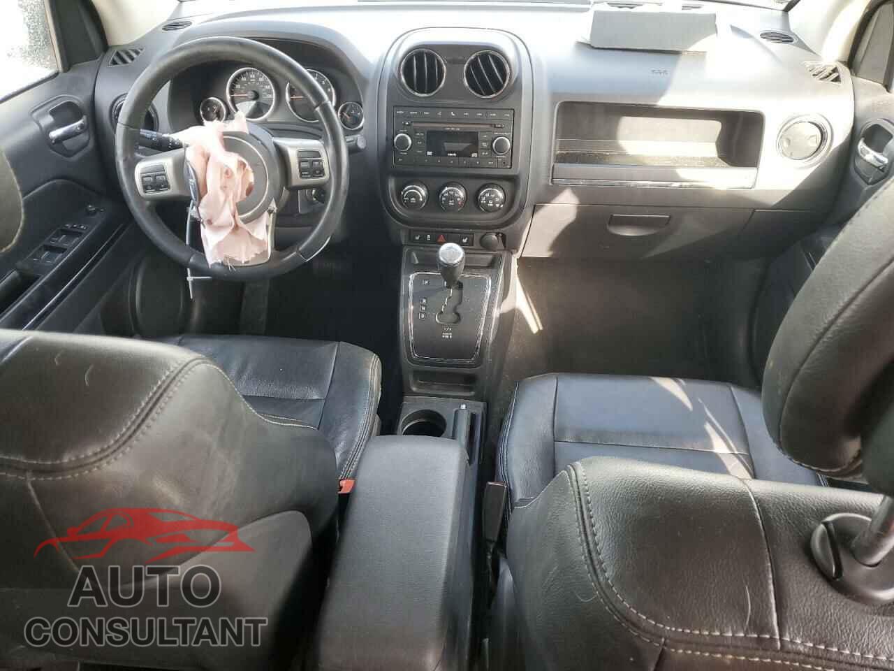 JEEP COMPASS 2011 - 1J4NF5FB5BD210965