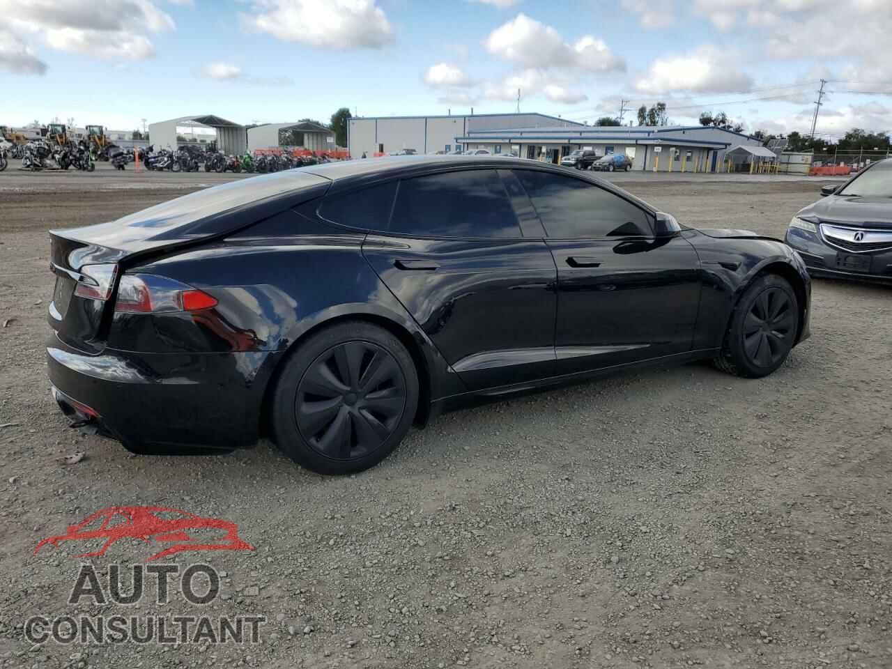 TESLA MODEL S 2021 - 5YJSA1E56MF440523