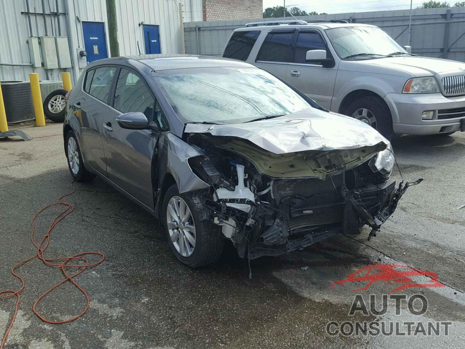 KIA FORTE 2015 - KNAFX5A86F5375374