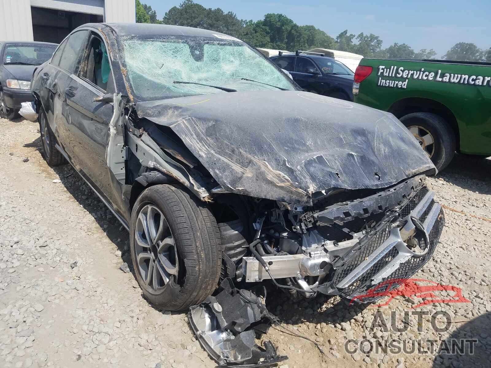 MERCEDES-BENZ C-CLASS 2017 - 55SWF4KB1HU220550