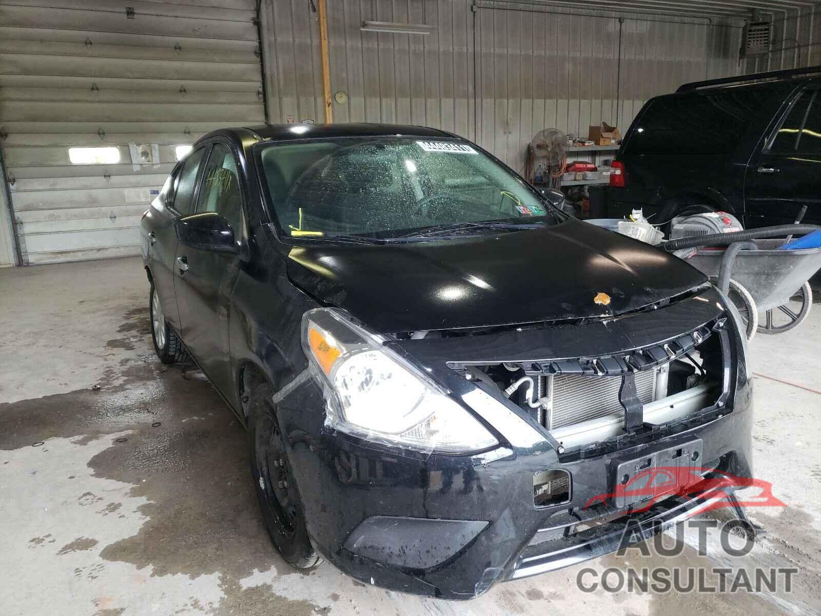 NISSAN VERSA 2018 - 3N1CN7APXJL803053