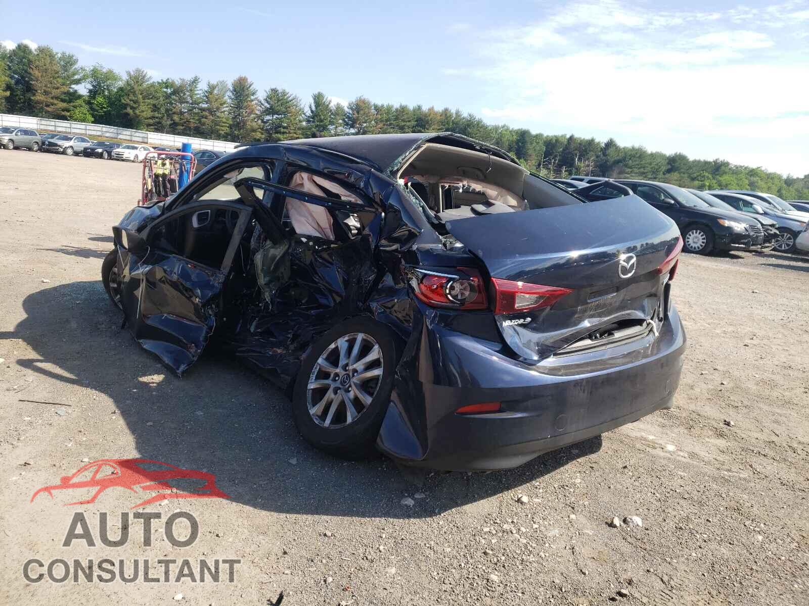 MAZDA 3 2018 - 3MZBN1U77JM162811