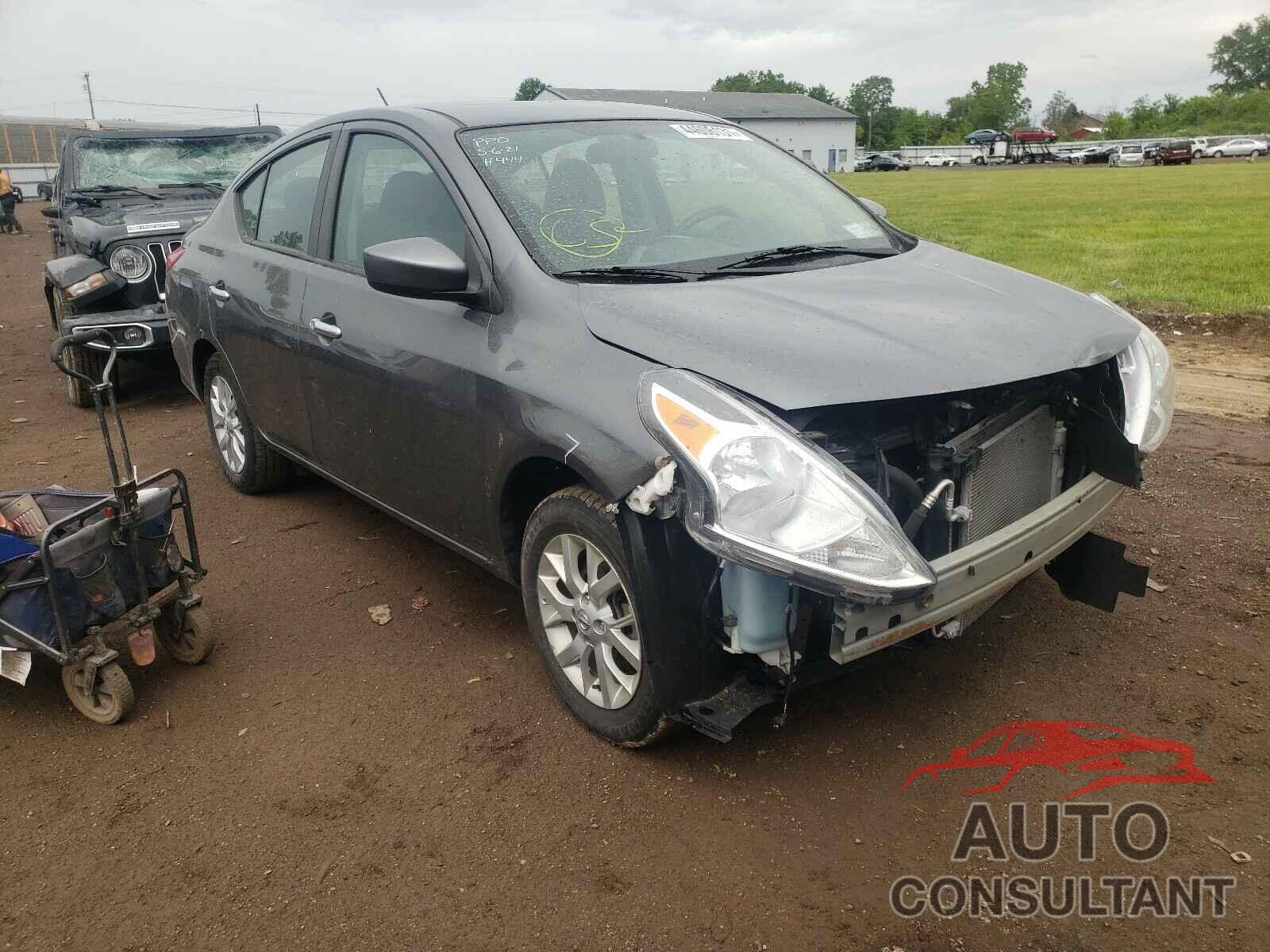 NISSAN VERSA 2018 - 3N1CN7AP3JL872117