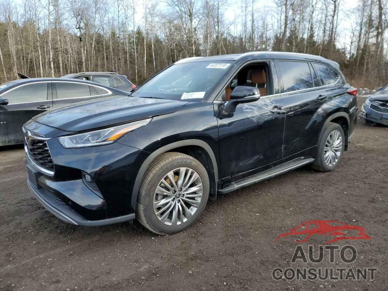 TOYOTA HIGHLANDER 2022 - 5TDFZRBH3NS229199