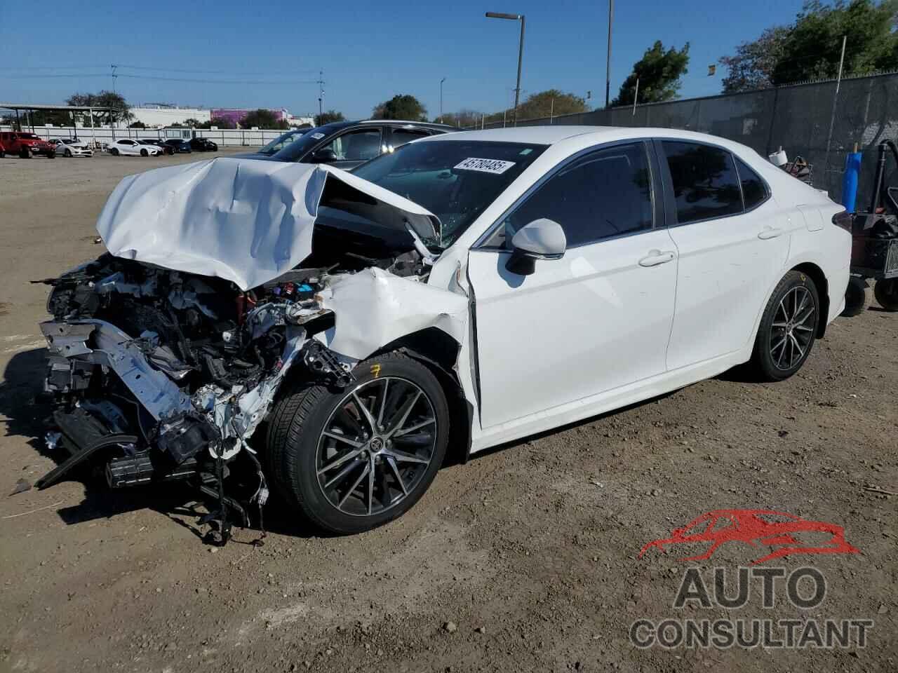 TOYOTA CAMRY 2021 - 4T1T11AK4MU570626