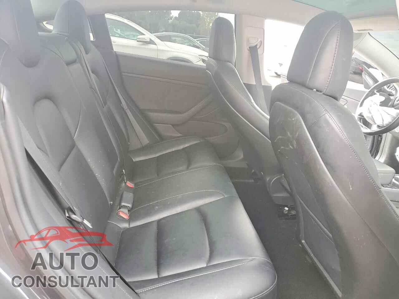 TESLA MODEL 3 2018 - 5YJ3E1EA2JF158672