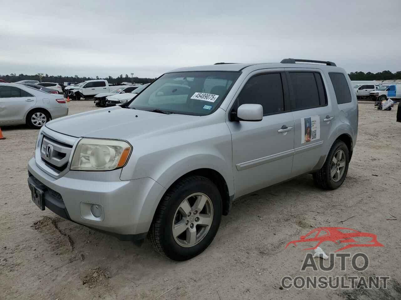 HONDA PILOT 2011 - 5FNYF3H44BB009220