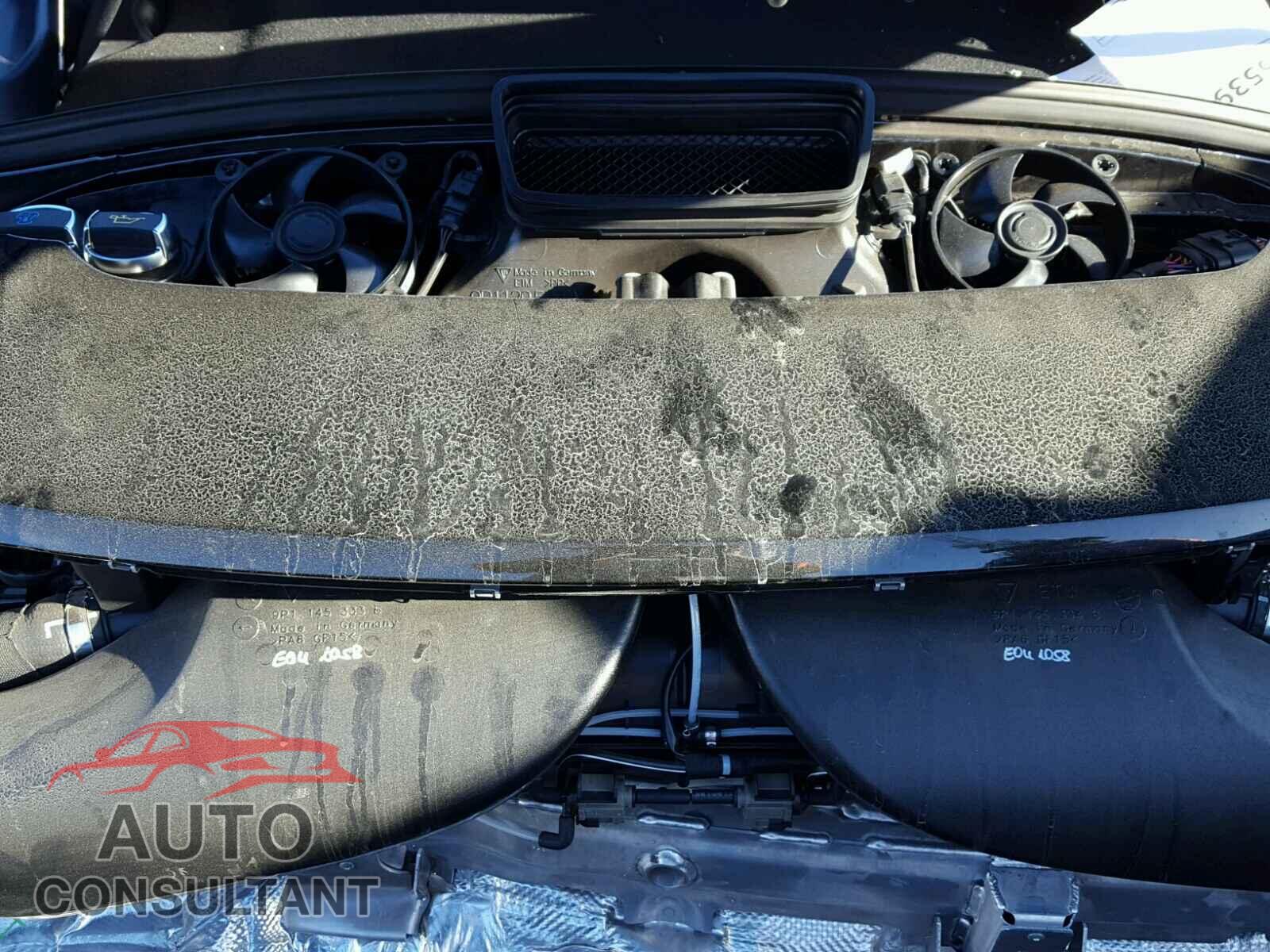 PORSCHE 911 2017 - WP0CB2A93HS156128