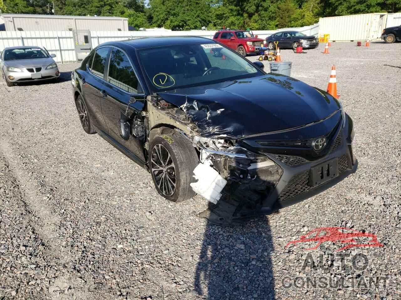TOYOTA CAMRY 2020 - 4T1G11AKXLU312806