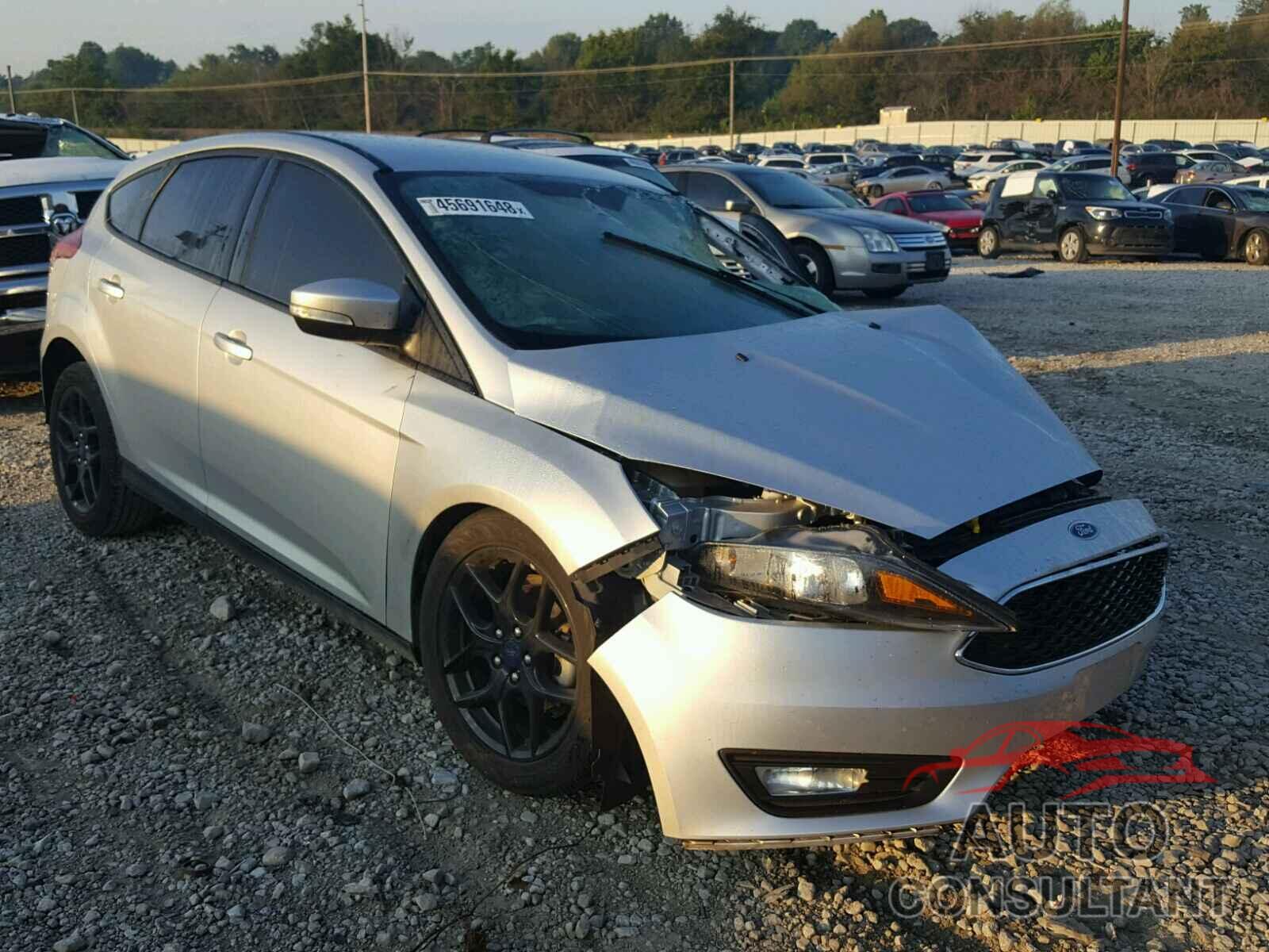 FORD FOCUS 2016 - 1FADP3K2XGL311527