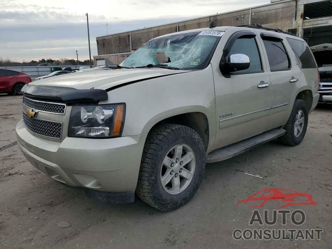 CHEVROLET TAHOE 2013 - 1GNSKCE03DR164333