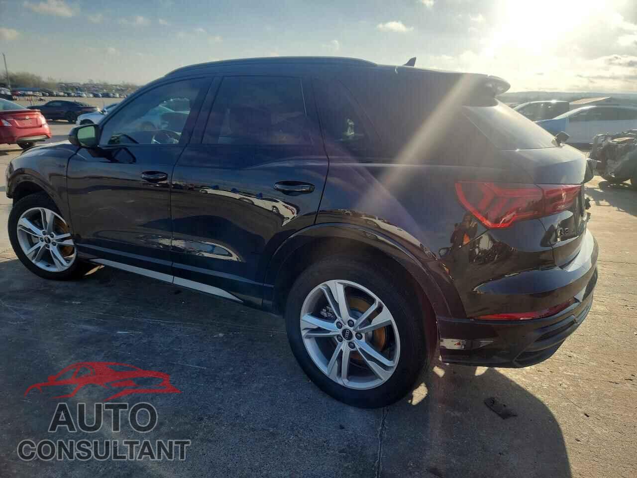 AUDI Q3 2021 - WA1DECF33M1054313