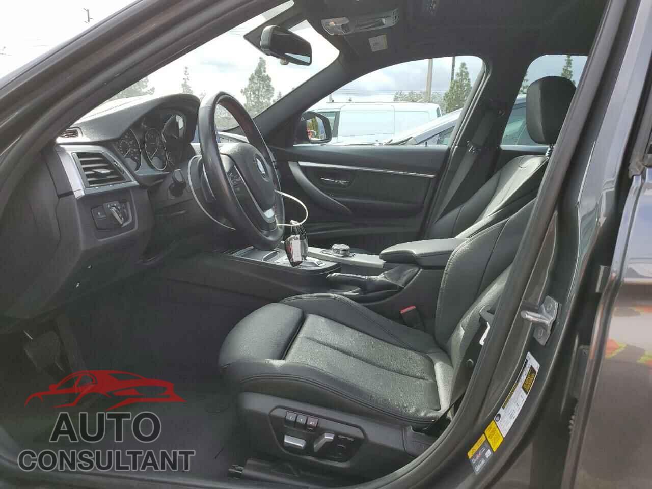 BMW 3 SERIES 2018 - WBA8E1C53JA756870