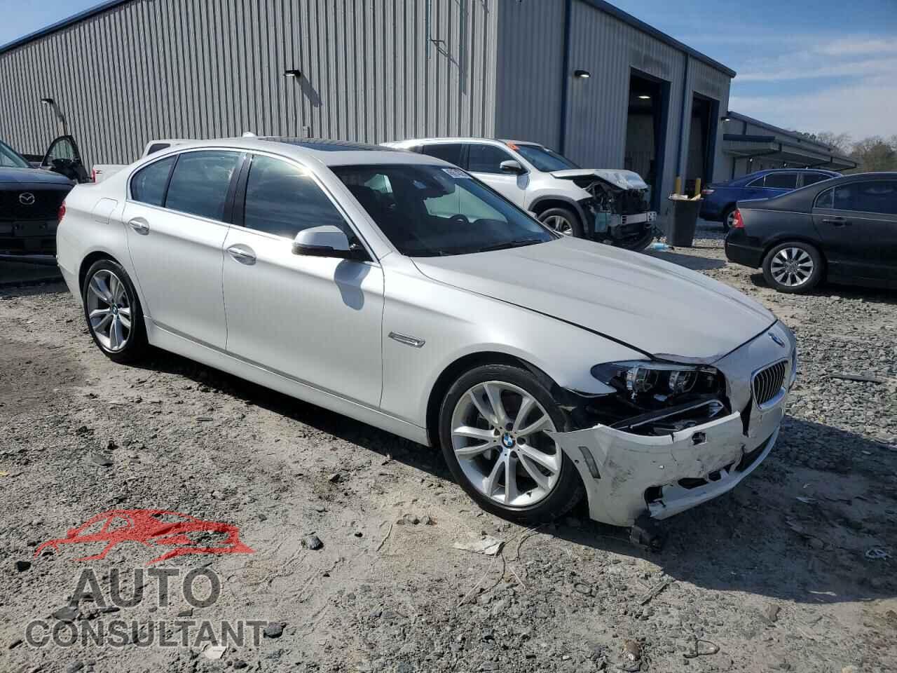 BMW 5 SERIES 2016 - WBA5B3C52GG252985