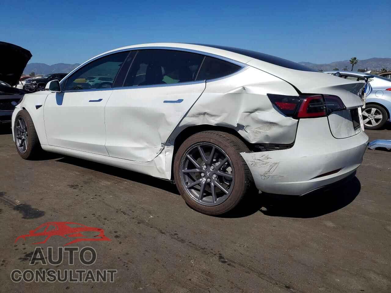 TESLA MODEL 3 2019 - 5YJ3E1EA5KF190517