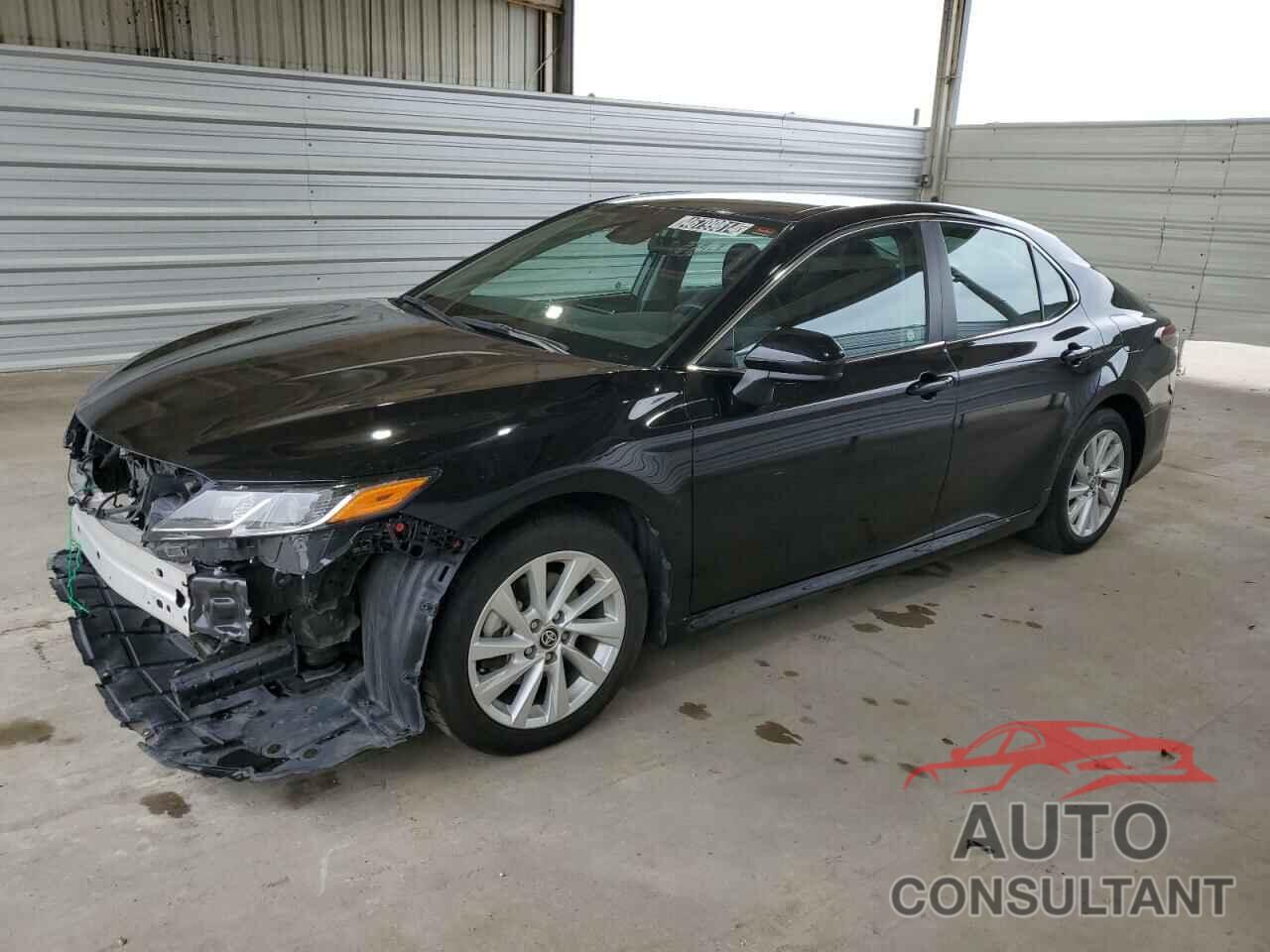 TOYOTA CAMRY 2022 - 4T1C11AK6NU662807