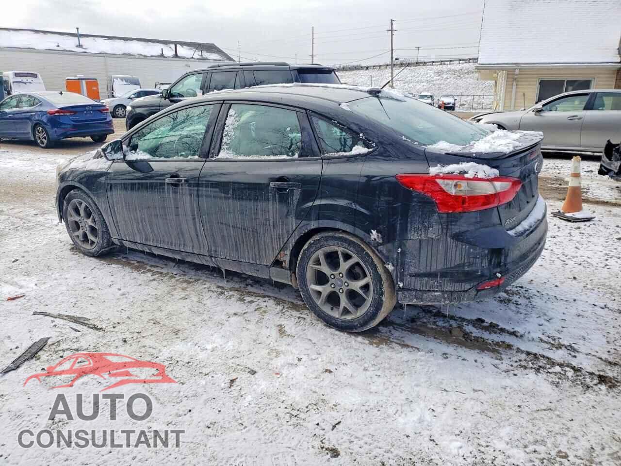FORD FOCUS 2013 - 1FADP3F25DL376145