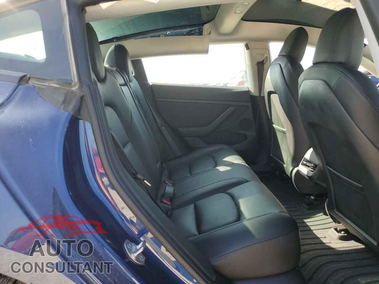 TESLA MODEL 3 2021 - 5YJ3E1EA4MF099662