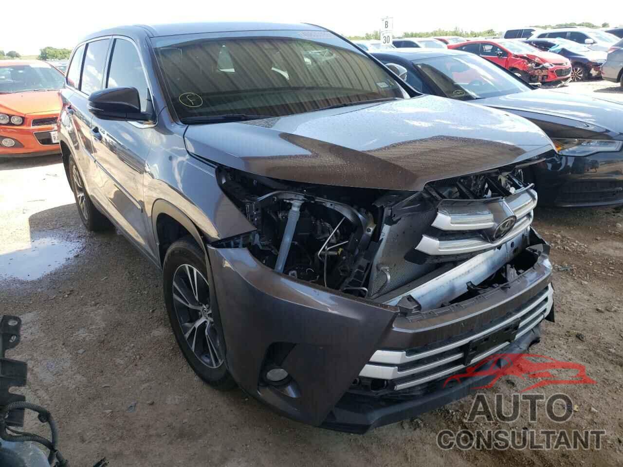 TOYOTA HIGHLANDER 2019 - 5TDZZRFH5KS368477