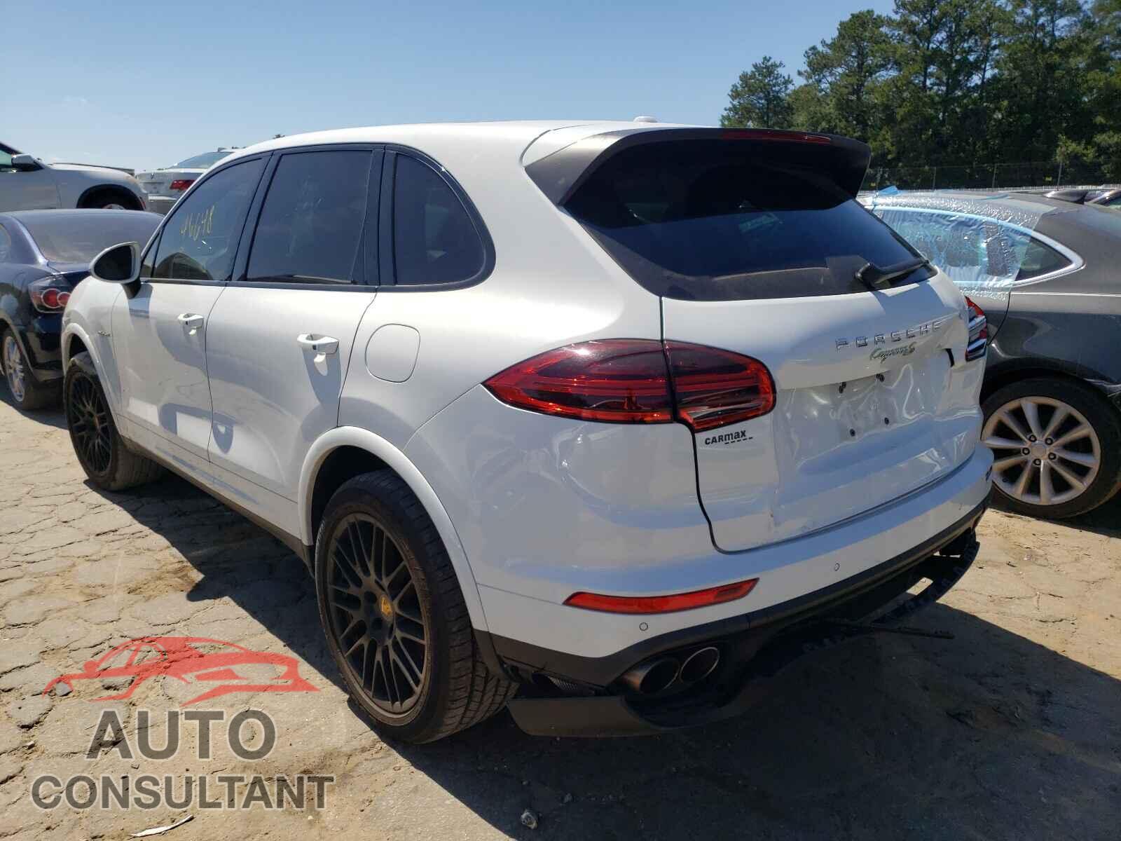 PORSCHE CAYENNE 2017 - WP1AE2A29HLA72843