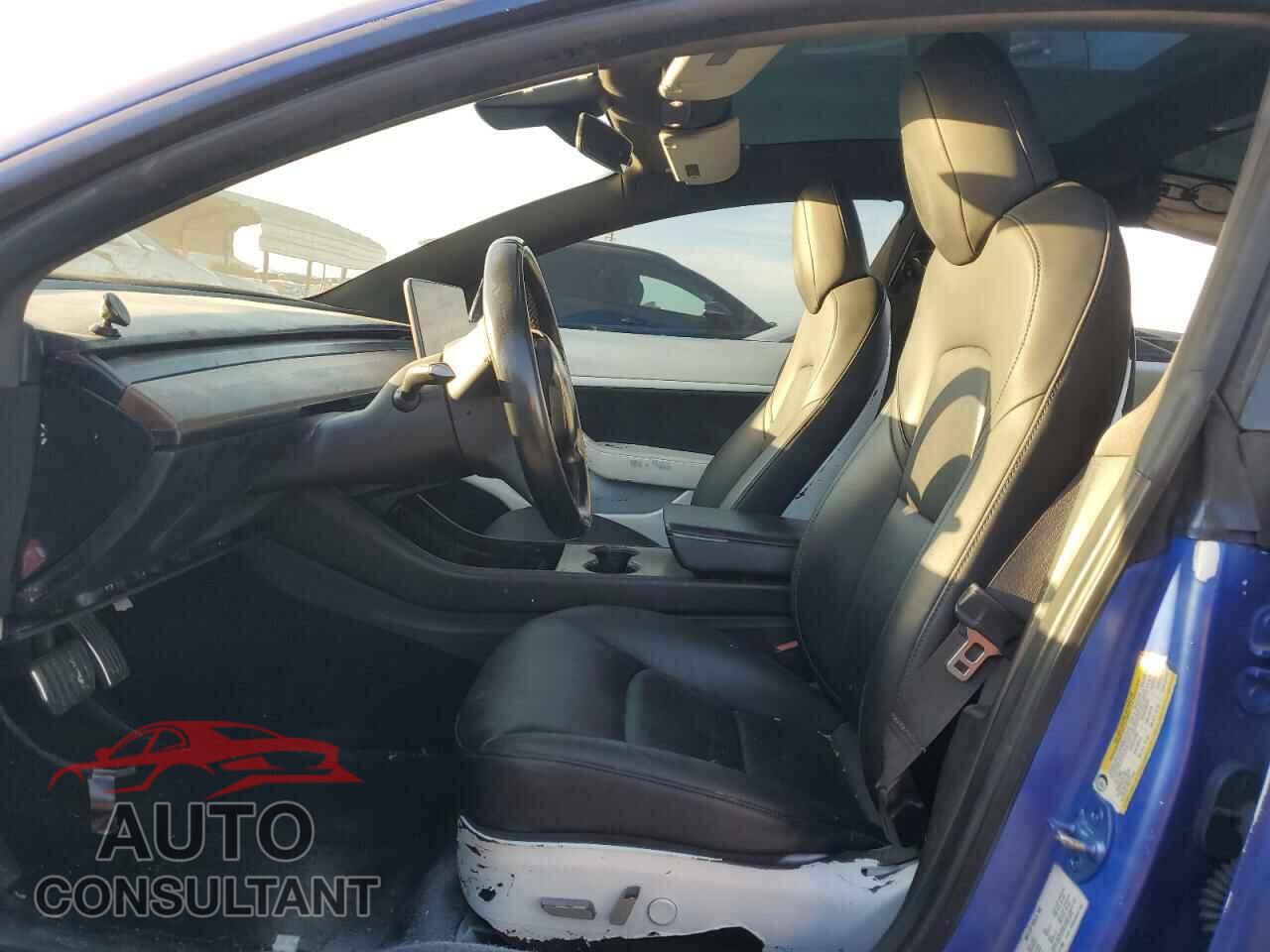 TESLA MODEL 3 2019 - 5YJ3E1EB3KF211762