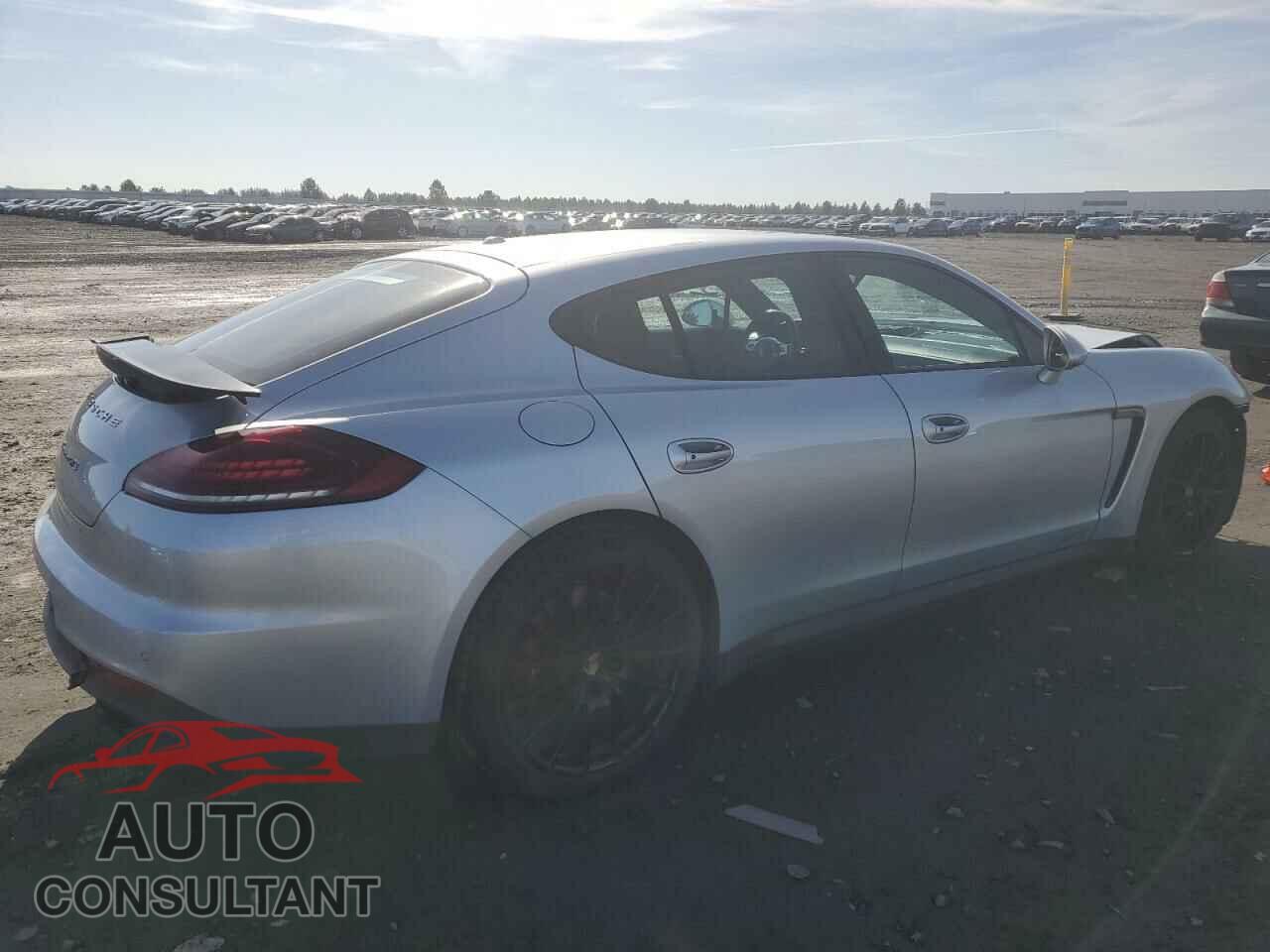 PORSCHE PANAMERA 2015 - WP0AF2A7XFL080120