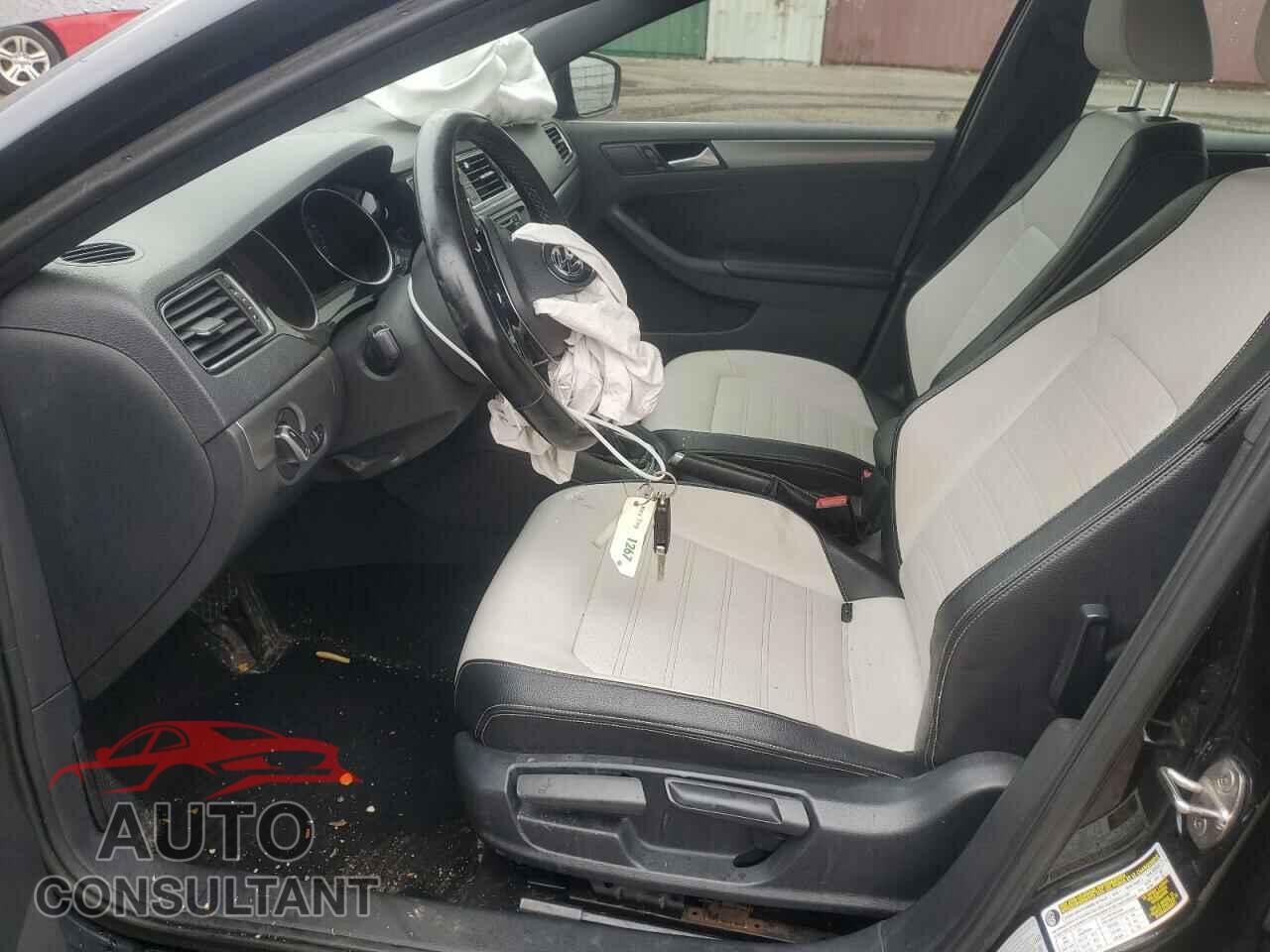 VOLKSWAGEN JETTA 2016 - 3VWD17AJ1GM391663