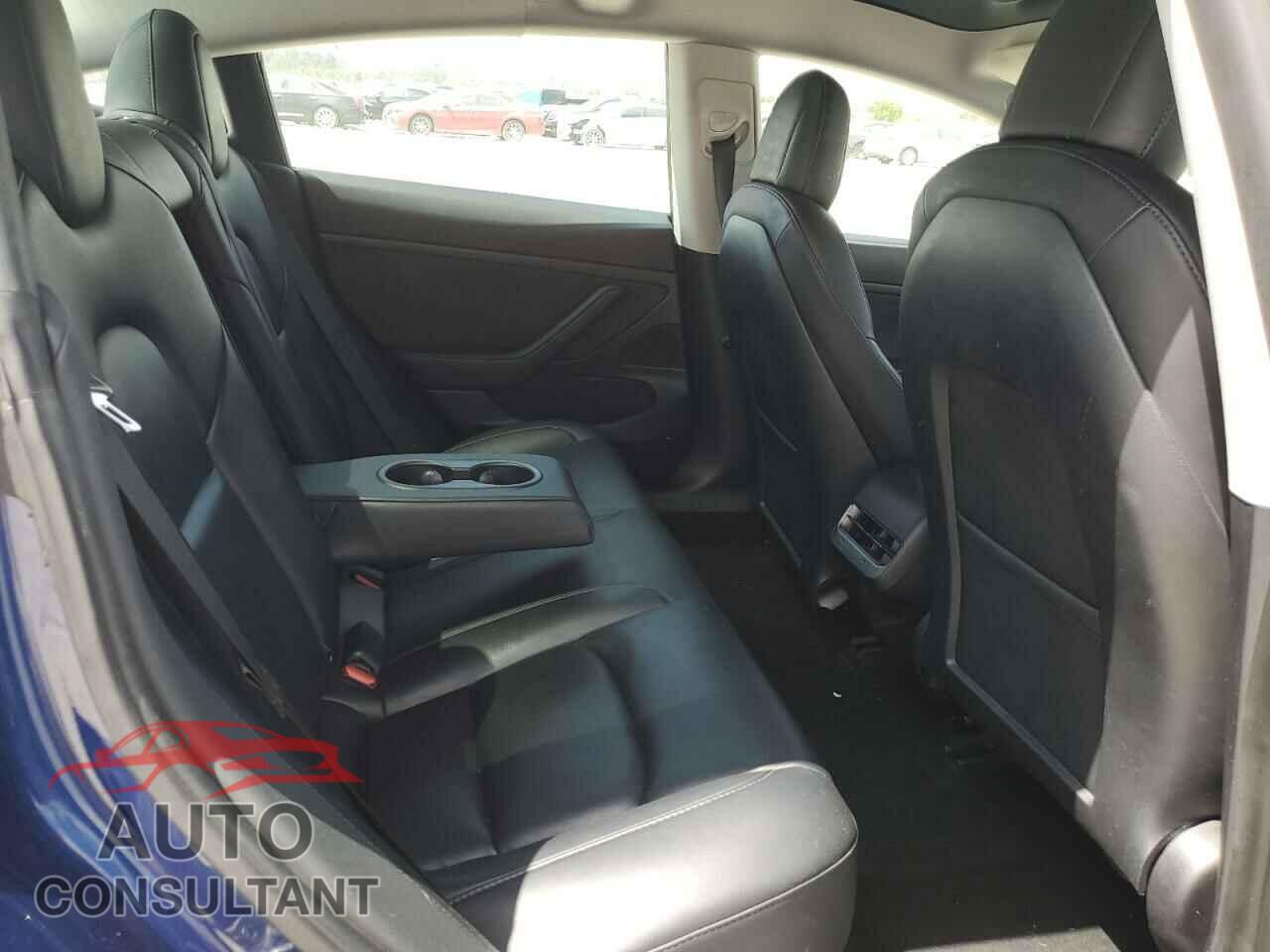 TESLA MODEL 3 2021 - 5YJ3E1EA5MF919344