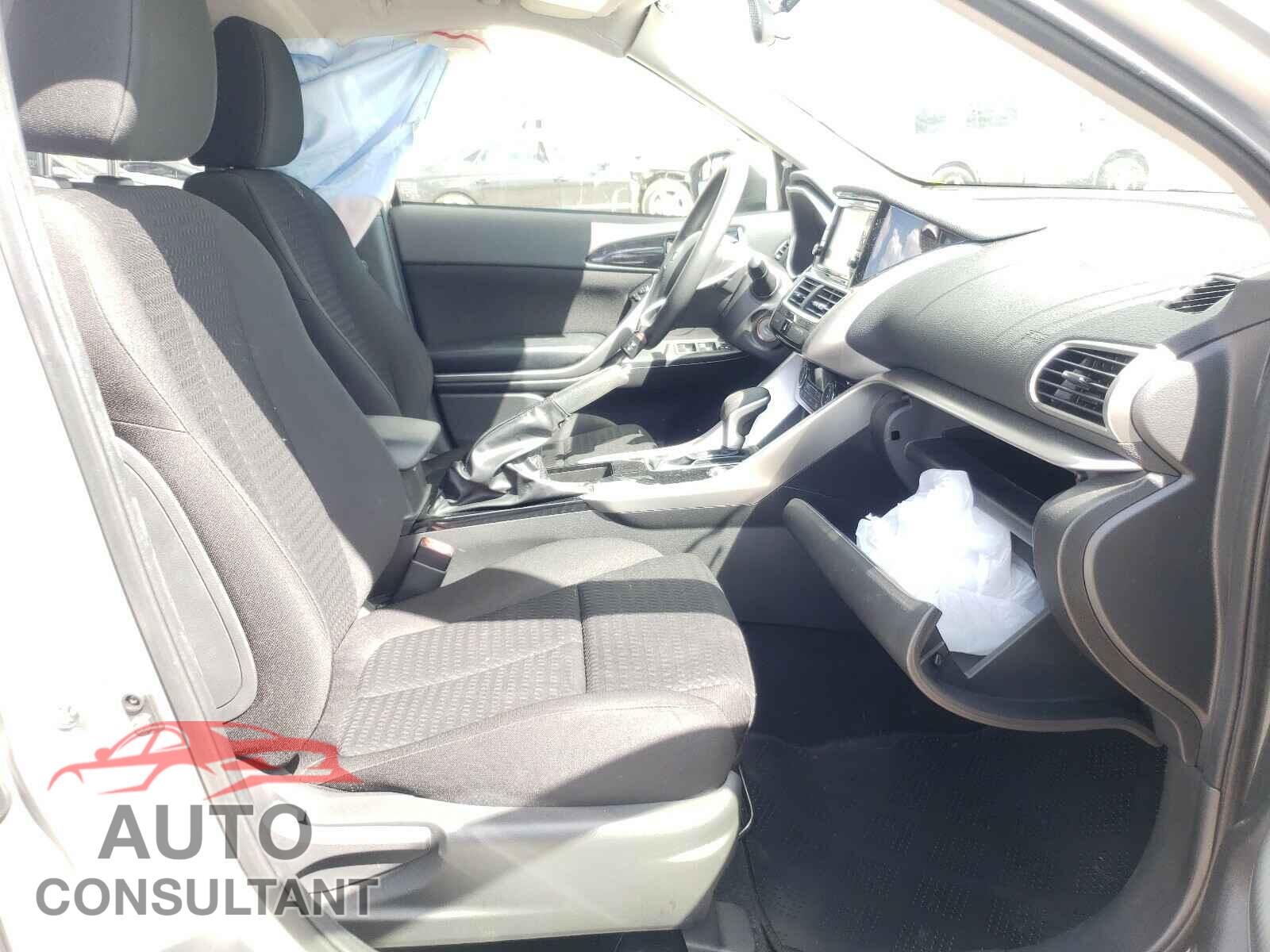 MITSUBISHI ECLIPSE 2018 - JA4AT3AA8JZ067313