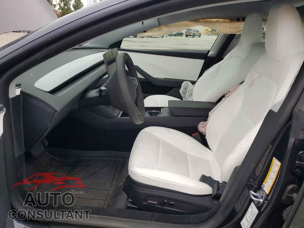 TESLA MODEL 3 2026 - 5YJ3E1EAXTF125499