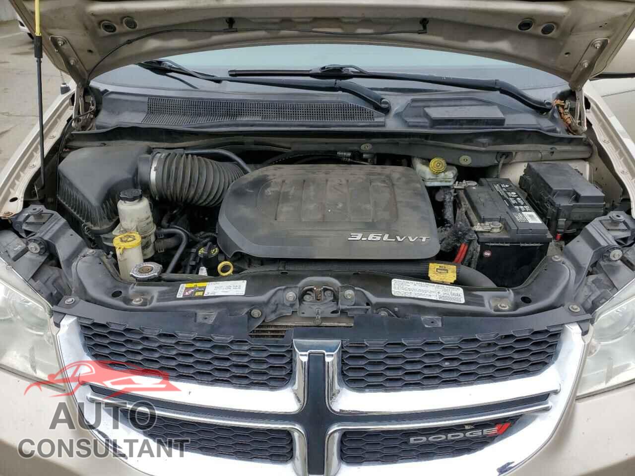 DODGE CARAVAN 2013 - 2C4RDGCG9DR749646