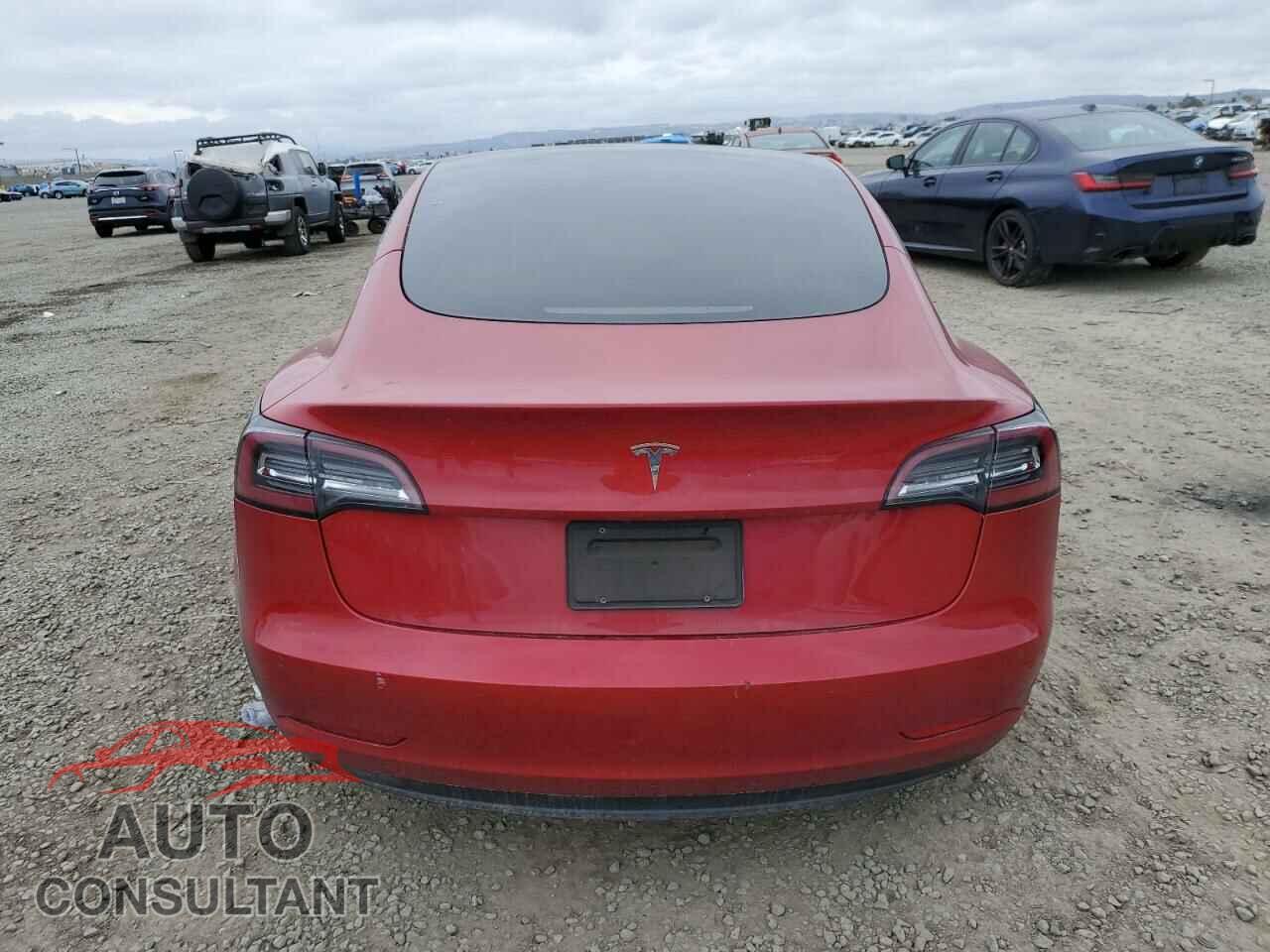 TESLA MODEL 3 2021 - 5YJ3E1EA0MF009522